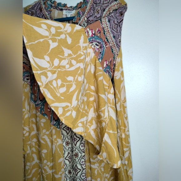 Umgee USA (Size M) Multicolor Floral Flutter SS Boho Above Knee Dress (NEW-NWT) - Picture 5 of 13